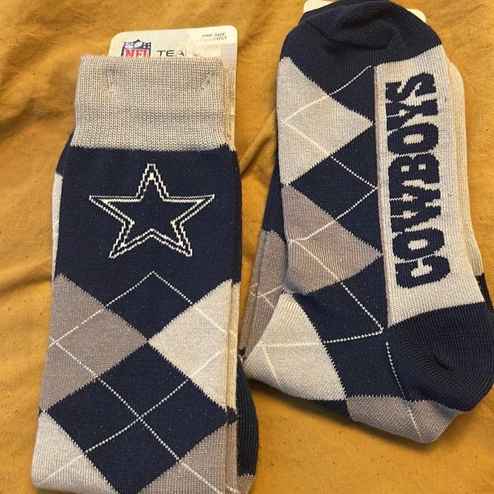 Dallas Cowboys Argyle Socks Crew Length One Size Fits Most NEW!